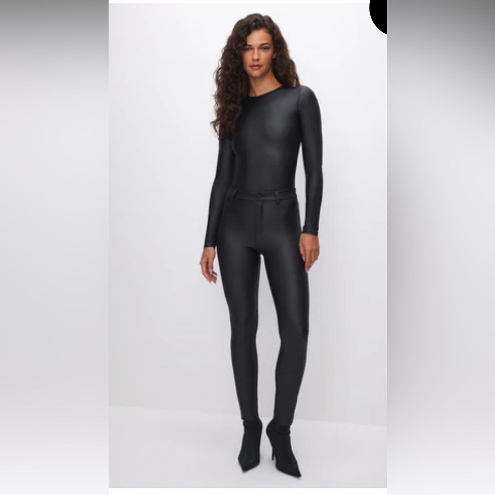 Good American matte black vegan leather skinny pant size 4 NWT